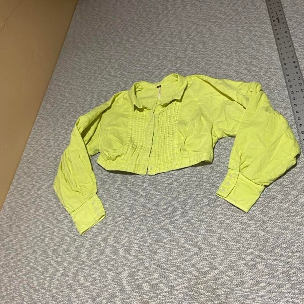 Free People neon Yellow cropped button up jacket women M. SKU-A862#croptop